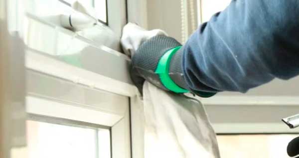 Вывоз мусора после установки окна ПВХ